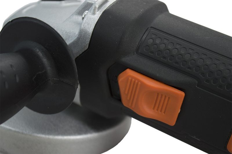 esmerilhadeira_4_1_2_820w_110_v_black_decker_10320_2_20171005083825.jpg