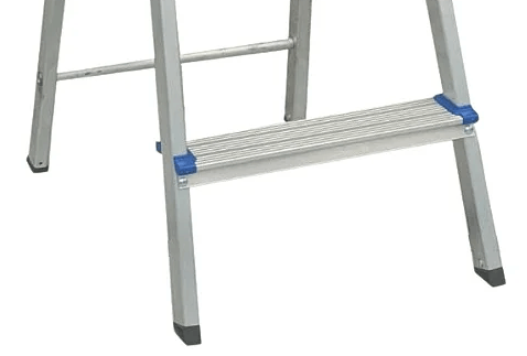 escada-de-aluminio-4-degraus-domestica-r04-real-escadas3